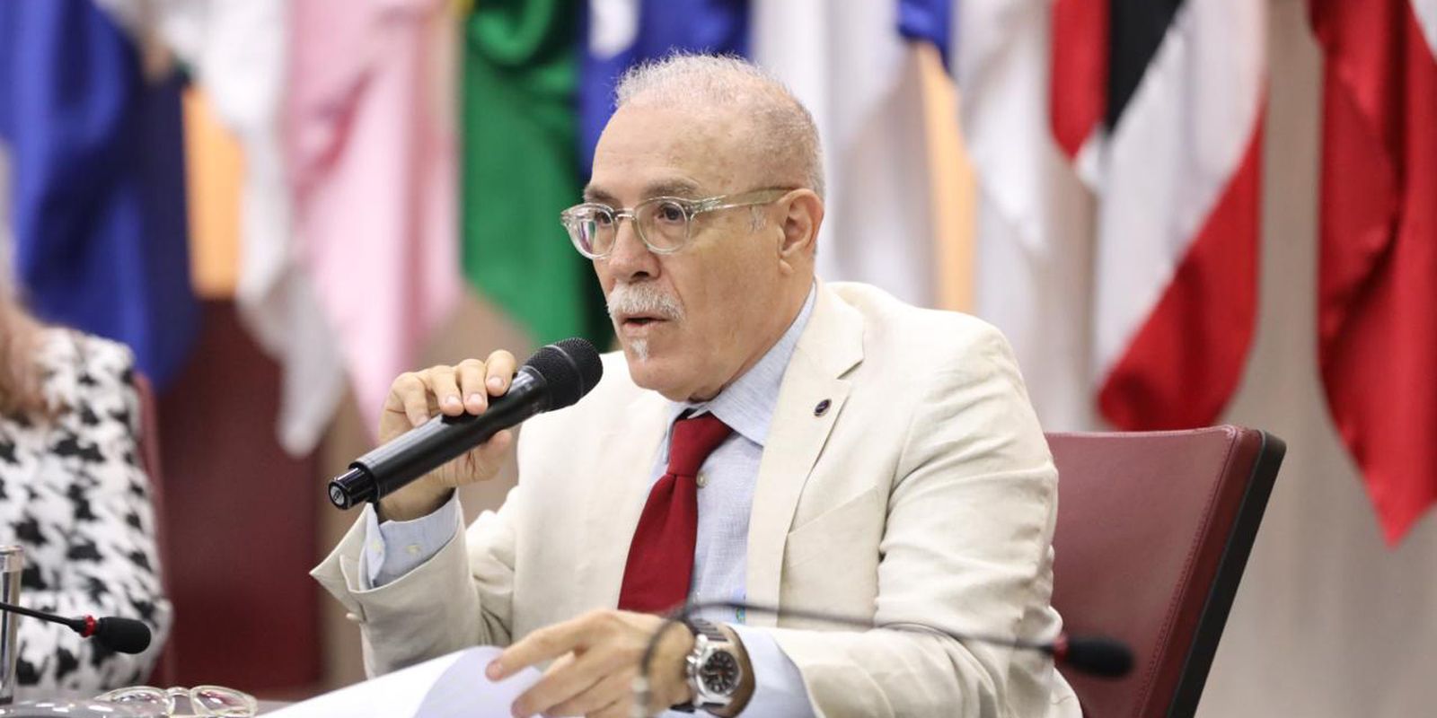 Relator quer empresas multadas por apoio à ditadura