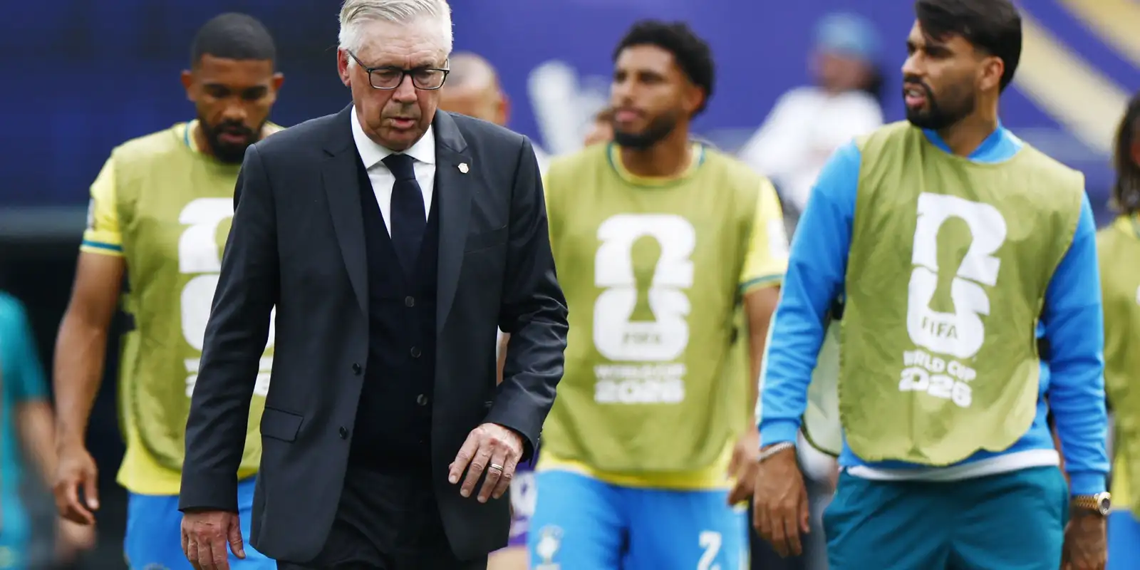 Ancelotti lamenta eliminação e já projeta novo ciclo: 'Não é o fim'