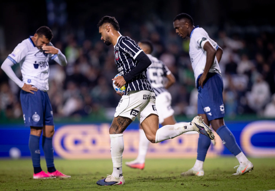 Palmeiras vence, SP e Corinthians perdem, e Santos empata