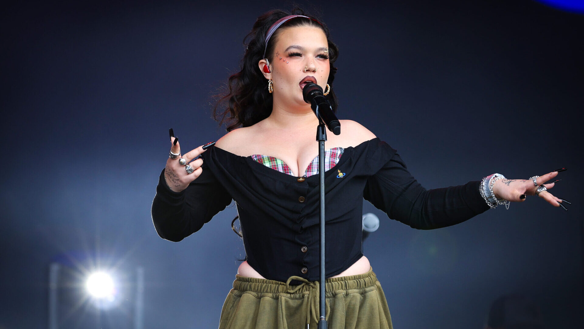 Lola Young: Veja o provável setlist do show no Rock in Rio