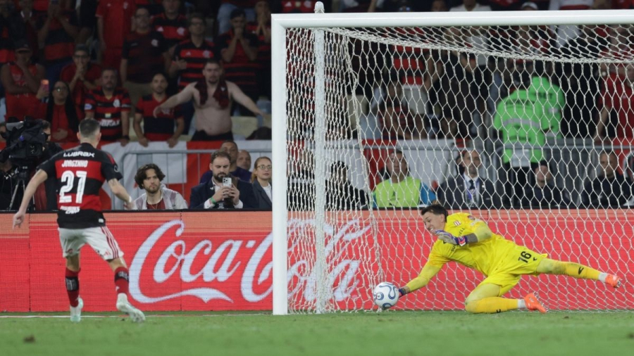 Estudiantes elimina Flamengo e vai à decisão; e o Brasileirão neste fim de semana