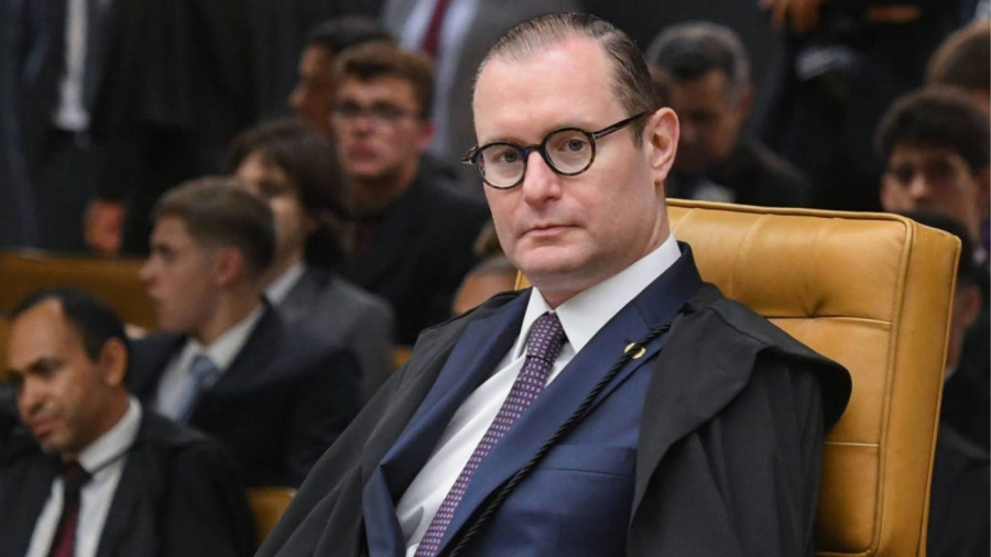 De 'interferência atípica a atropelo jurídico': as falhas técnicas na decisão polêmica de Zanin