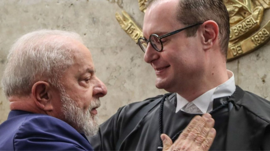 Impeachment de Zanin: oposição se mobiliza após ministro alterar horário de votação das eleições
