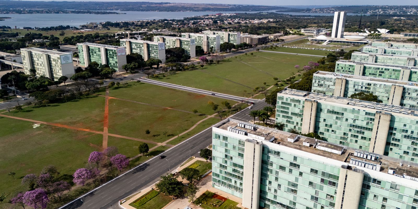 Ponto facultativo será na sexta-feira