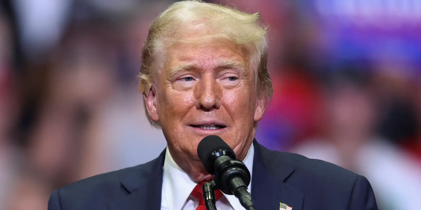 Trump diz que não viu parte racista do vídeo