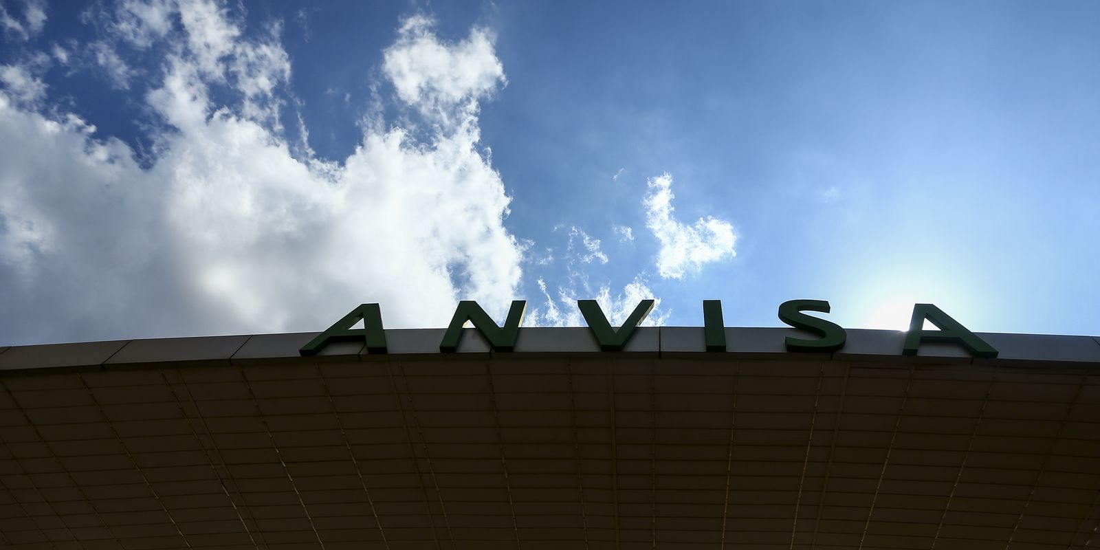 Ação fiscaliza produtos de carnaval 