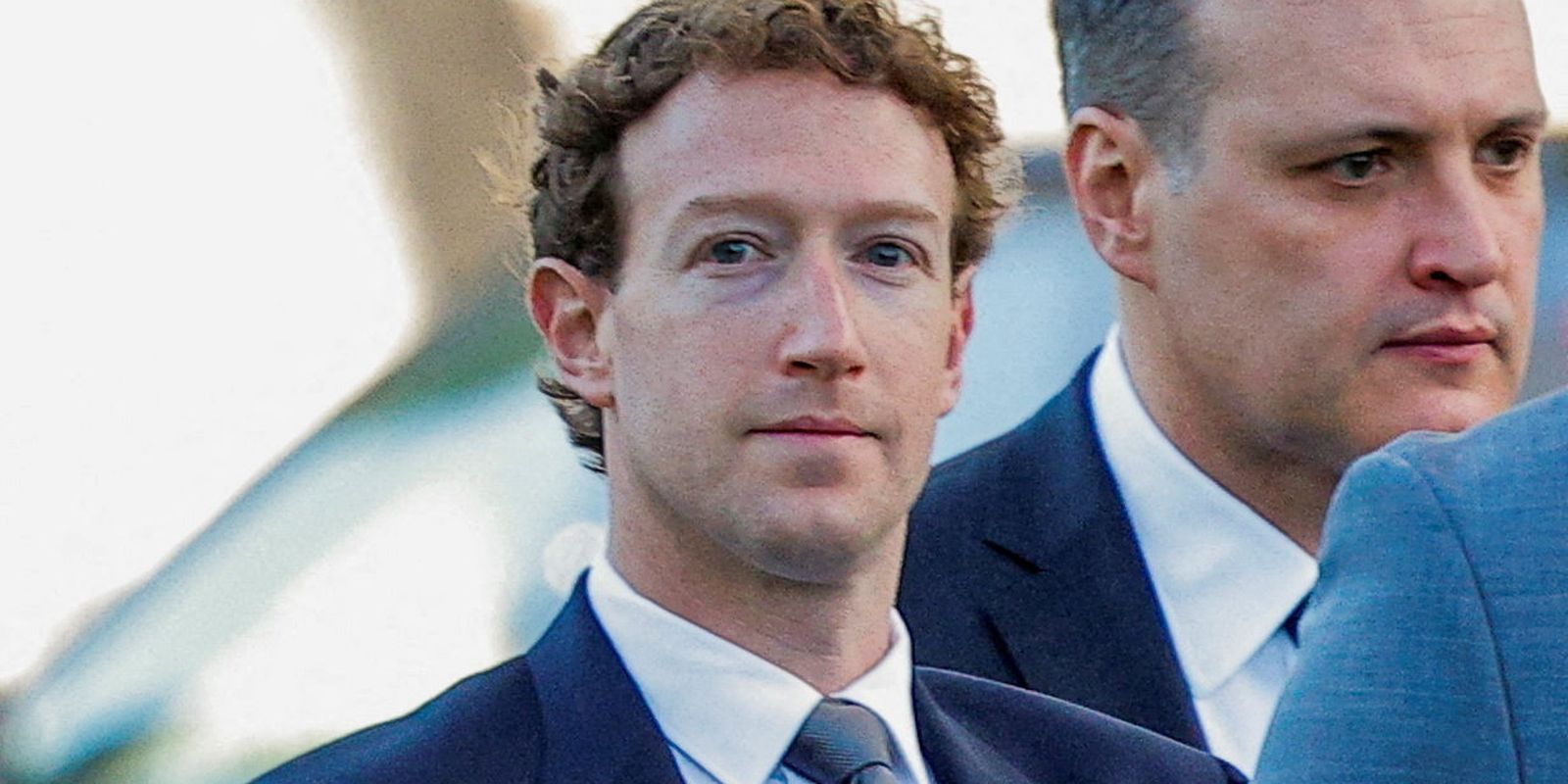 Zuckerberg nega criar redes para viciar jovens