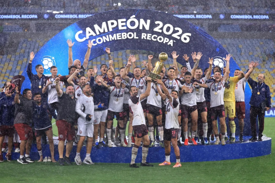 Lanús vence Flamengo no Maracanã e é campeão da Recopa