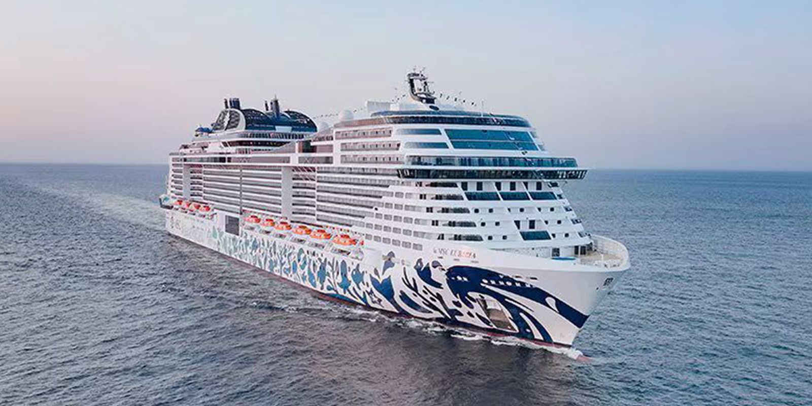 Passageiros de cruzeiro retido começam a voltar pra casa