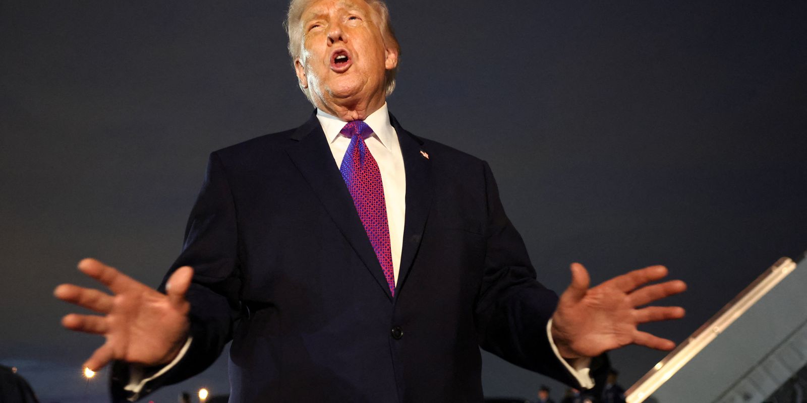 Trump inicia conversa com Cuba