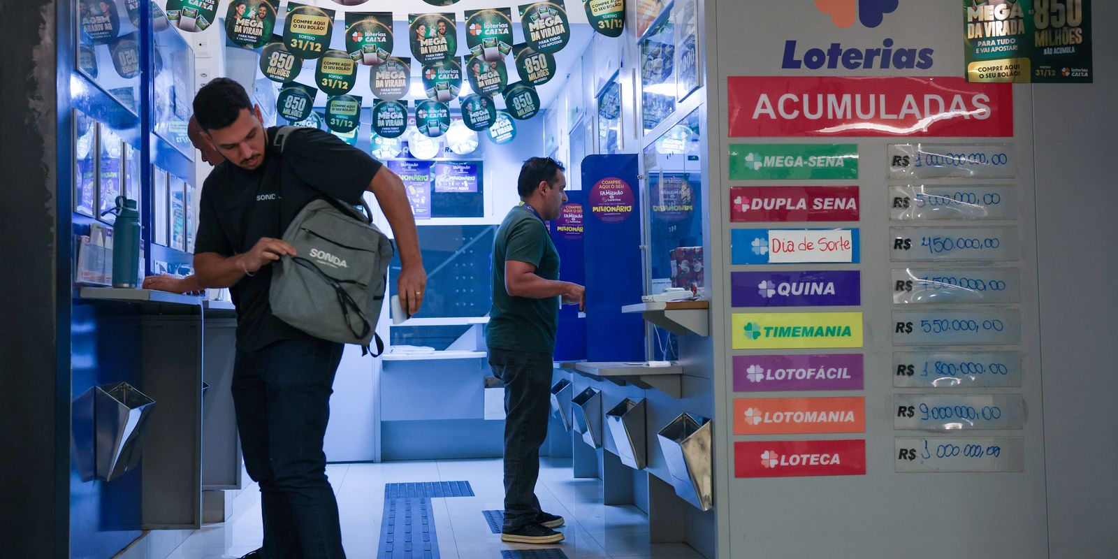 Mega-Sena acumula e prêmio aumenta