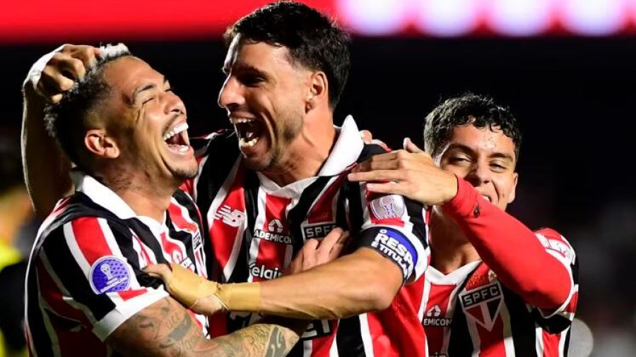 São Paulo e Grêmio vencem, Santos empata e Vasco perde nesta terça