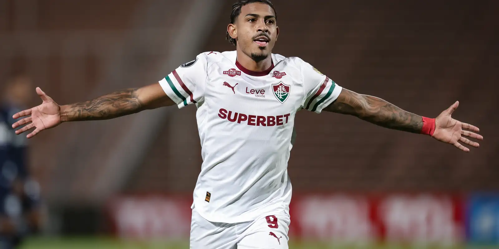 Fluminense e Corinthians arrancam empate no final