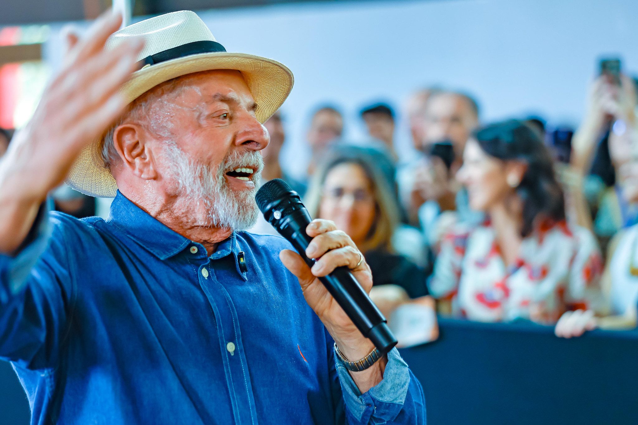 Com a ajuda de Jair, Trump e Vorcaro, Lula retoma favoritismo na eleição